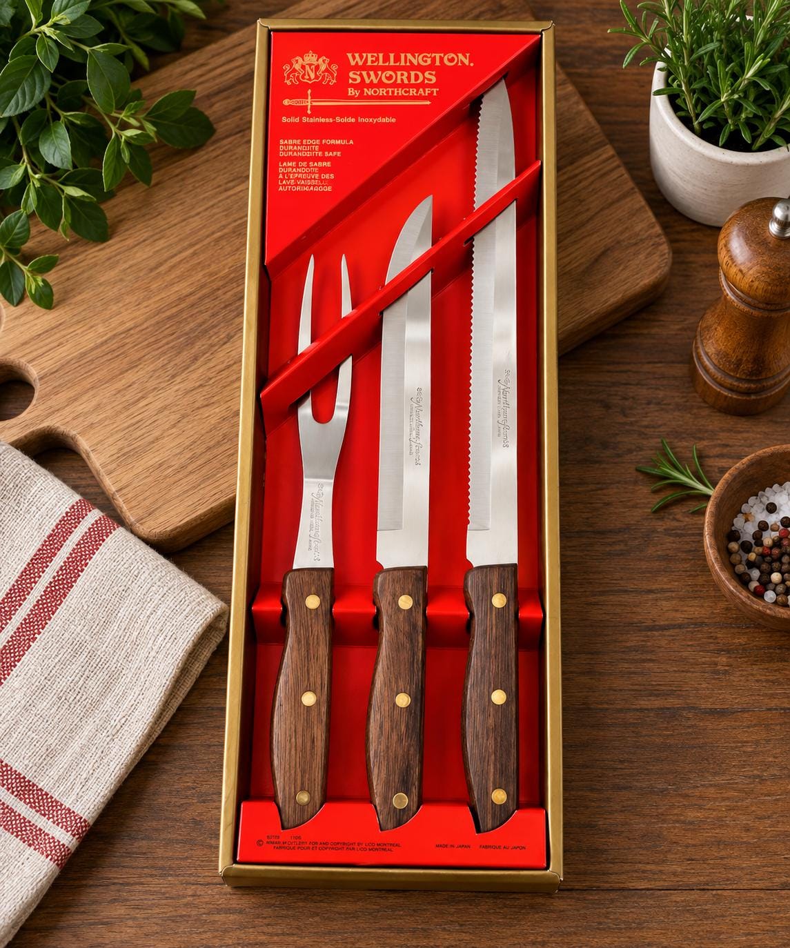 Northcraft Wellington Swords Vintage Knife Set, Japanese Carving