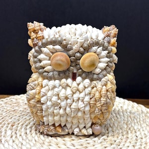 Figurine hibou en coquillages, Décoration bord de mer, Owl en coquillages, Décor côtier, Style plage, Cadeau unique