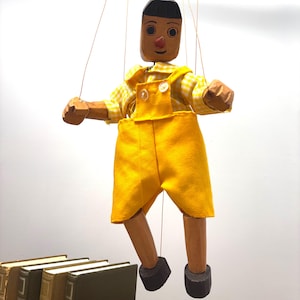 Lot De 3 Marionnettes Anciennes – Têtes En Bois Sculpté Et Peint