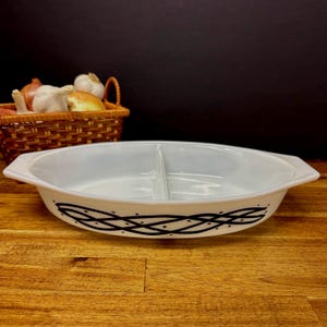 Plato dividido Pyrex con alambre de púas de 1 1/2 cuarto, plato ovalado Pyrex blanco con diseño de alambre de púas negro, colección de utensilios para hornear Pyrex