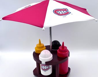 Offizielles Montreal Canadiens NHL Gewürzset – Holzständer, Schirmchen, BBQ-, Hotdog-, Senf-, Ketchup-, Salz- und Pfefferstreuer – Geschenk für Hockeyfans