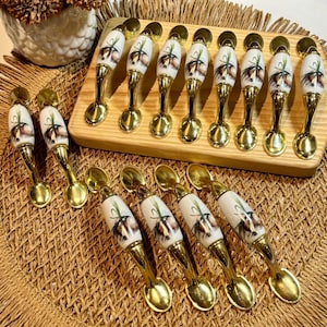 Ensemble de 14 poignées décoratives porcelaine florale et métal doré pour tiroirs et armoires cuisine style cottage chic