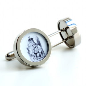 The King of Hearts Cufflinks from Alice in Wonderland for Romance, Weddings and Grooms image 3