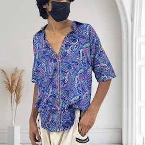 Buy Silk Shirts, Men&#39;s Short Sleeve Shirt, Men&#39;s Shirt, Retro Vintage Shirt, Chic Shirt for Men, Gift for Him, Western Shirt, Unisex Shirt
