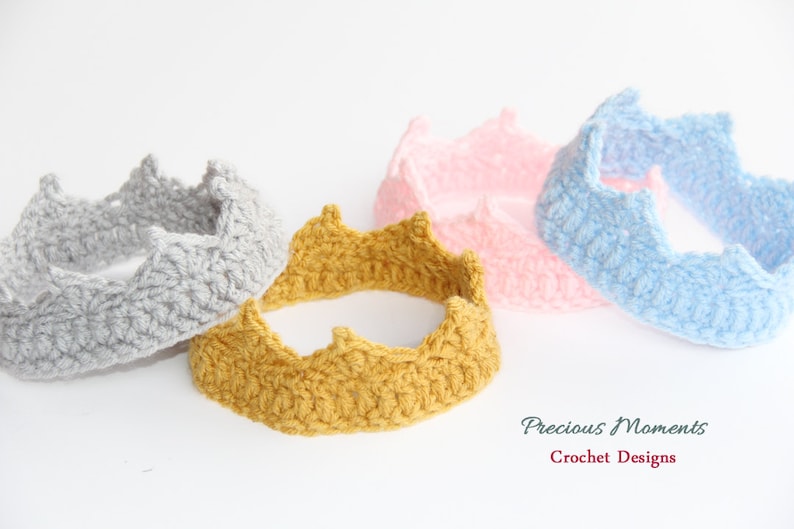 Newborn Crown, Crochet Crown, Baby Crown, Newborn Girl Crown, Newborn Boy Crown, Newborn Photo Prop, Prince, Princess, Pink, Blue image 4