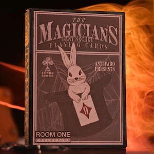 The Magician&#39;s Last Secret Playing Cards - Clubs Edition