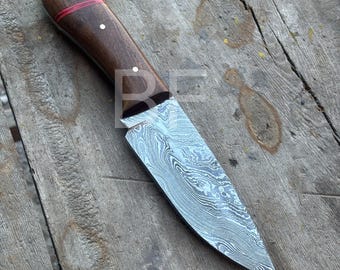 Hand-Forged Damascus Steel Skinning Knife – Rosewood Handle Outdoor Tool