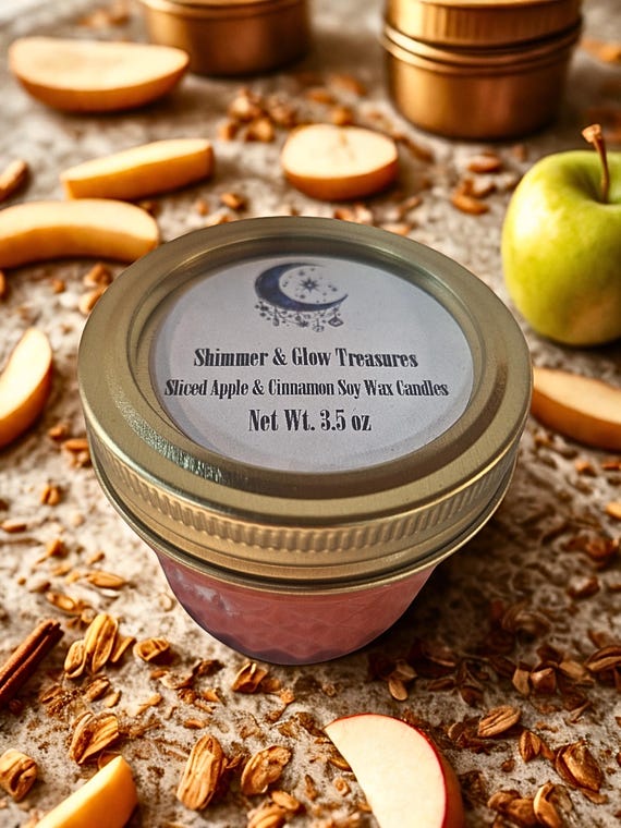 Sliced Apple & Cinnamon Soy Wax Candle