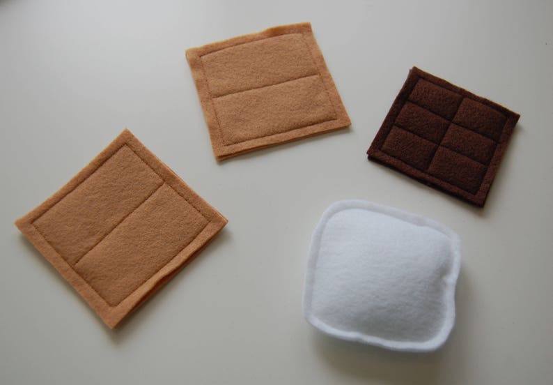 Limited Supply, Felt S'mores, Pretend Food, Camping Toys, Imagination Toy image 2