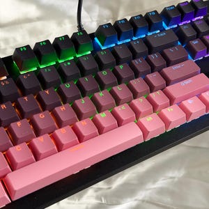 Black Pink Gradient Keycaps Set, 104 PBT Keycaps, Hot Swappable Mechanical Keyboard, RGB Gaming Keyboard, Aesthetic Custom Keyboard Gift