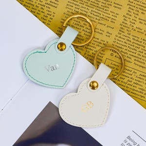 Personalized Heart Leather Keychain · Gold/Silver Foil Embossing · Handmade Gift for Her or Him · Mother’s Day Key Fob Accessory
