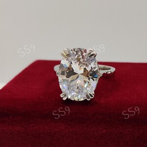 3.0Ct white round cut diamond wedding engagement ring in 925 sterling silver/solitaire ring/gift for women/oval engagement ring/gift for her