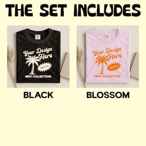 K&ouml;nnte beinhalten: Das Bild zeigt zwei gefaltete T-Shirts, eines in Schwarz und eines in Rosa. Jedes Shirt hat ein Palmen-Design mit dem Text "Your Design Here" und "NEW COLLECTION!". Der Text "THE SET INCLUDES" steht oben, mit "BLACK" und "BLOSSOM" darunter.