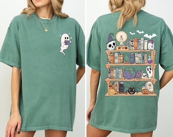 Comfort Colors® Lesebuch Geist T-Shirt, Halloween Lehrer Shirt, Buchliebhaber Halloween Shirt, Retro Halloween Shirt, Geist Halloween T-Shirt