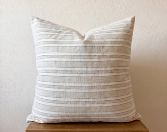 Kissenhülle 50x50 cm Beige-Grau gestreift – Baumwollmix mit Leinen | Málaga