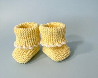 Cozy Newborn Knit Booties in Pale Yellow, Acrylic Yarn Baby Socks with White Trim, Ideal Baby Shower Gift