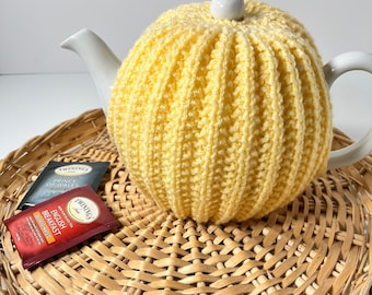 Théière jaune confortable, tricot main confortable, accessoires de cuisine, cadeau pour les amateurs de thé