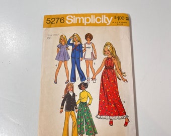 Vintage Simplicity 5276, Wardrobe for Chrisy, Velvet & Dina Dolls, Sewing Notions, Un Cut FF 1972 Pattern