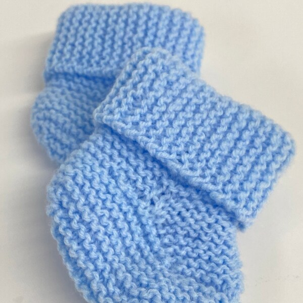 Handmade Blue Baby Booties | Soft Acrylic Knit, Machine Washable | Cozy Footwear for Infants | Perfect Newborn Gift