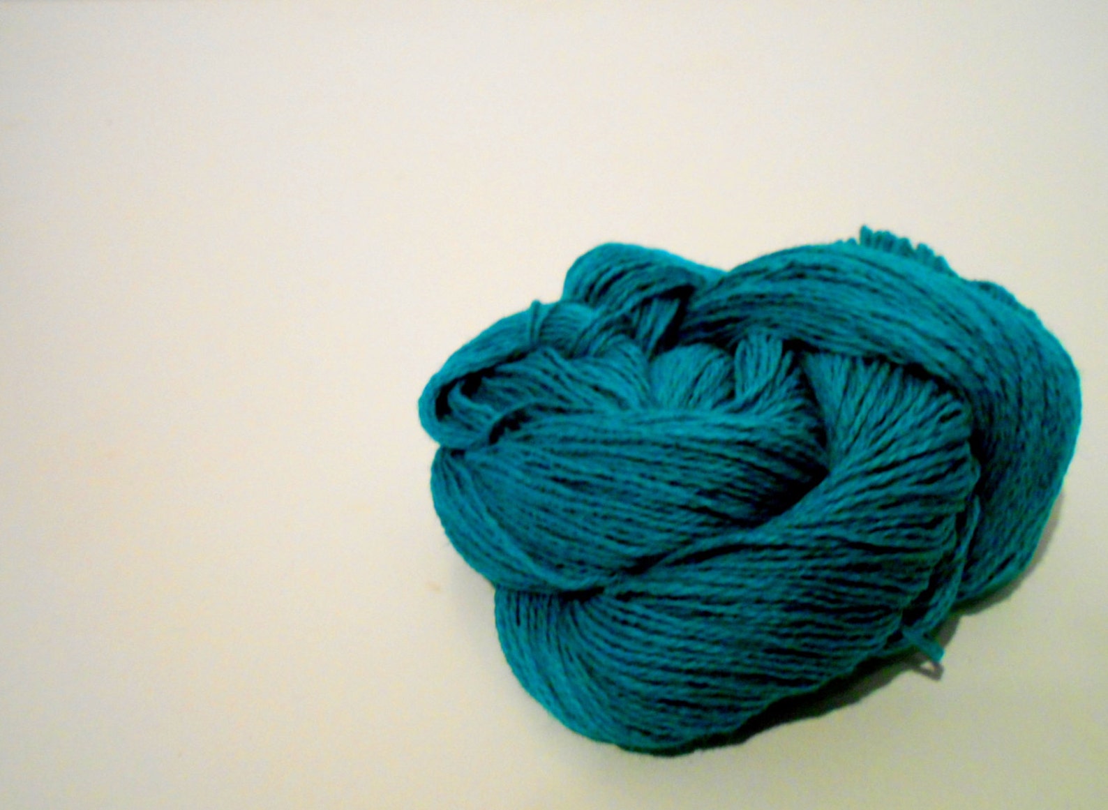 Vintage Knitting Yarn 3 Skeins Bright Teal Yarn Crochet Etsy