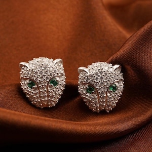 Classy Green Panther Stud Earring, Dainty Round Cut Green Emerald Gemstone Earring, 14k White Gold Plated Handmade Stud Earring, Unisex Stud