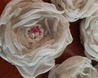 Upcycled fabric flowers