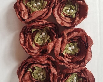 Upcycled fabric flowers