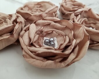 Upcycled fabric flowers