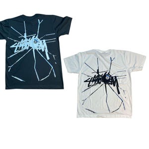 Stussy 8-ball Spark met + gratis plastic zakje en labelkaart