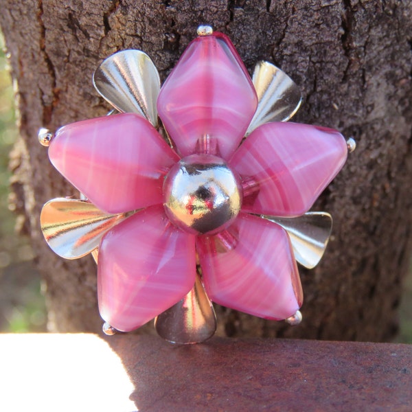 BREVETE SGDG Pink Flower Scarf Clip, Pink Enameled Flower In Silver Tone Pin, Easter or Springtime Wear, Garden Flower Jewelry,Vintage Lady