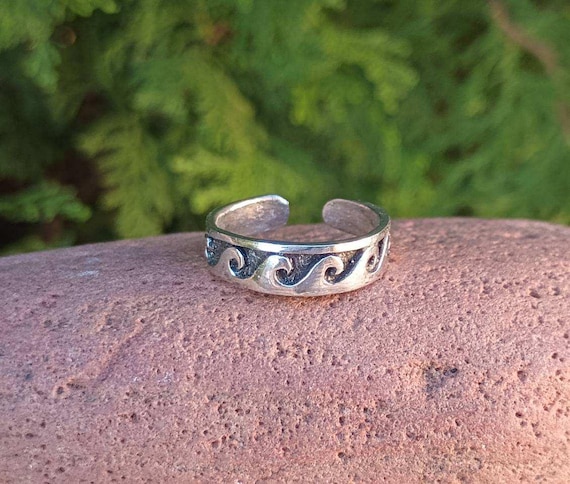 Toe Ring, Rolling Wave Sterling Silver Toe Ring, … - image 1