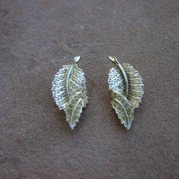 vintage clip on earings antique leafs