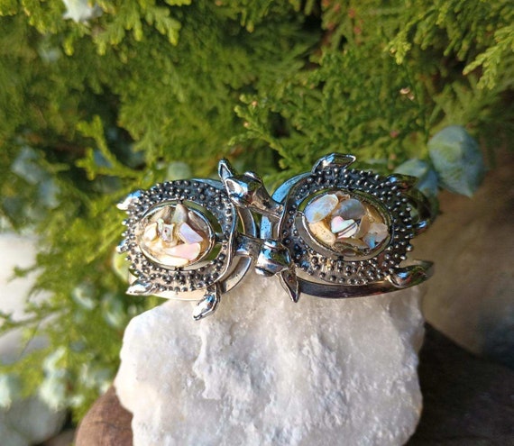 Abalone Shell Turtle Bracelet, Hinged, Vintage Co… - image 2