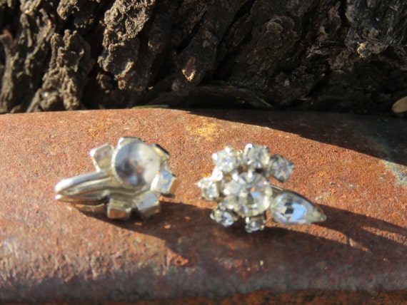 Vintage Cora Crystal Rhinestone Screw Back Earrings Costume
