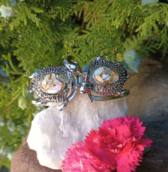 Abalone Shell Turtle Bracelet, Hinged, Vintage Co… - image 3