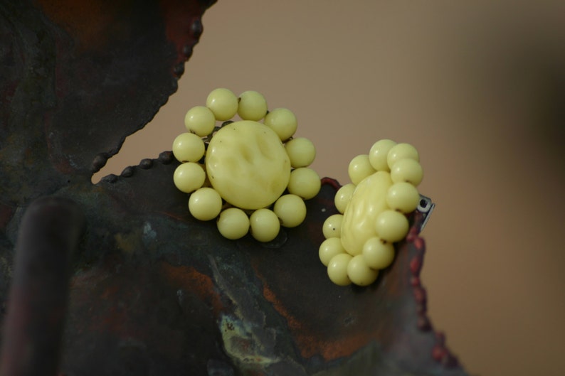 Yellow Clip On Earrings Vintage Daisy Flower Jewelry Costume Jewelry Summer Fashion Prom