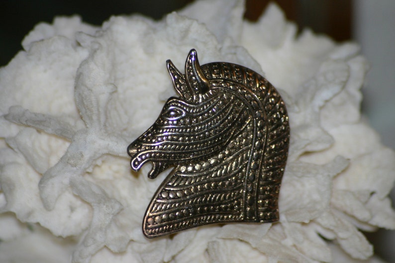 Animal Brooch Horse Jewlry Western Wear Scarf Pin Horse Head Pin Vintage Silver Tone Horse Brooch