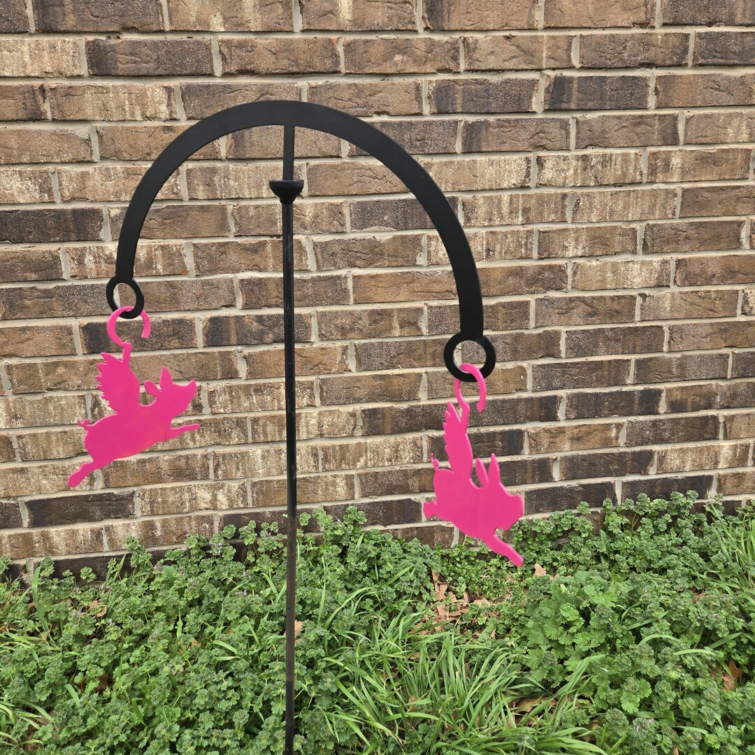 Flying Pig Kinetic Rocking Motion Wind Spinner Yard Stake: Colorful ...