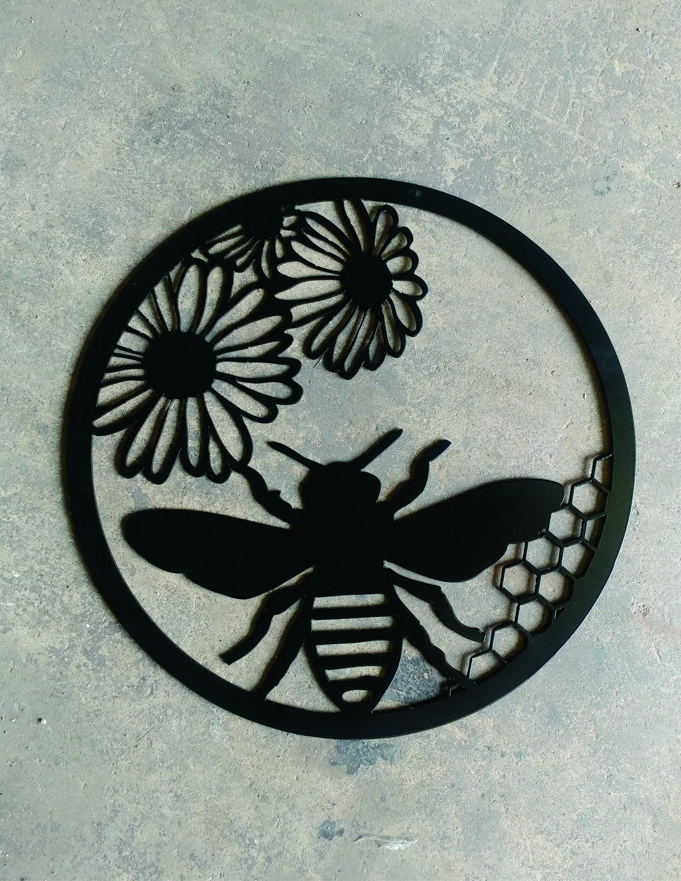 Honey Bee Wall Art or Yard Stake. Plasma Cut Metal Sign or Yard Stake. 