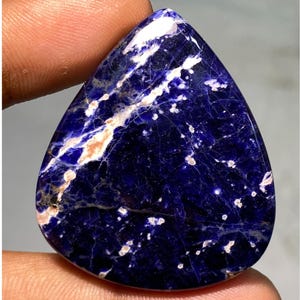 Cabochon de sodalite naturelle, pierres précieuses de sodalite polies à la main, taille des pierres précieuses en vrac 41 x 35 x 5 mm, utilisation pour la fabrication de bijoux, cadeau pour elle, 65 cts
