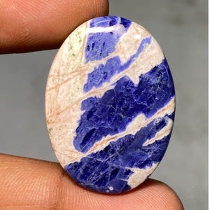 Cabochon de sodalite naturelle, pierres précieuses de sodalite faites main Cabochon de sodalite bleue naturelle en vrac pour la fabrication de bijoux. 30 Cts 34x24x5 MM.