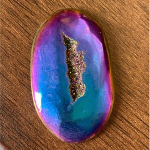 Cabochão de titânio drusa, cabochão de titânio drusa, cabochão de drusa, cabochão de drusa arco-íris formato oval para joias (82 unidades, 50 x 31 x 6 mm)