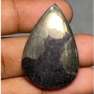 Cabochon en or Apache naturel, incroyable pierre précieuse en or Apache, meilleur lot d'or Apache, fabrication de pierres précieuses faites main pour bijoux. 52 carats