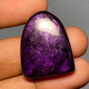 Pietra preziosa di purpurite naturale, cabochon di purpurite a forma libera, ciondolo di purpurite viola stichtite naturale per gioielli, 50,90 ct.