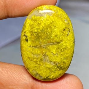 Green Opal Cabochon Loose Stone- 37x26x7 mm Oval Shape handmade pendant natural Madagascar green gemstone necklace Rings Macramé 51.80 Carat