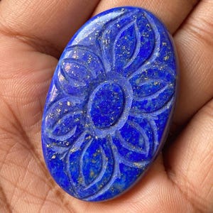 Lapislazzuli intagliato cabochon pietra preziosa sfusa lapislazzuli naturale moghul intagliato pietra preziosa retro piatto per la creazione di gioielli pietra intagliata 97,95 ct
