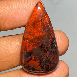 Cabochon de jaspilite en pierre précieuse, cabochon de jaspilite rouge en forme de poire, pierre précieuse de jaspilite en vrac pour la fabrication de bijoux - 45,45 cts. 37x20x6 mm