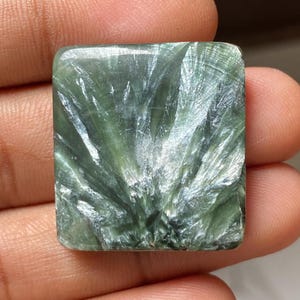 Excelente pedra preciosa natural serafinita cabochão serafinita pedra semipreciosa solta para uso Pingente de prata, preço baixo 28x26x6mm 52,80Cts