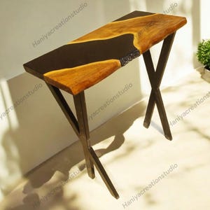 Consola de resina epoxi negra: mesa de entrada de madera de lujo