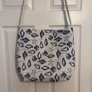 Upcycled Patchwork Tote Bag: Reversible Beach Print, Sustainable Cotton